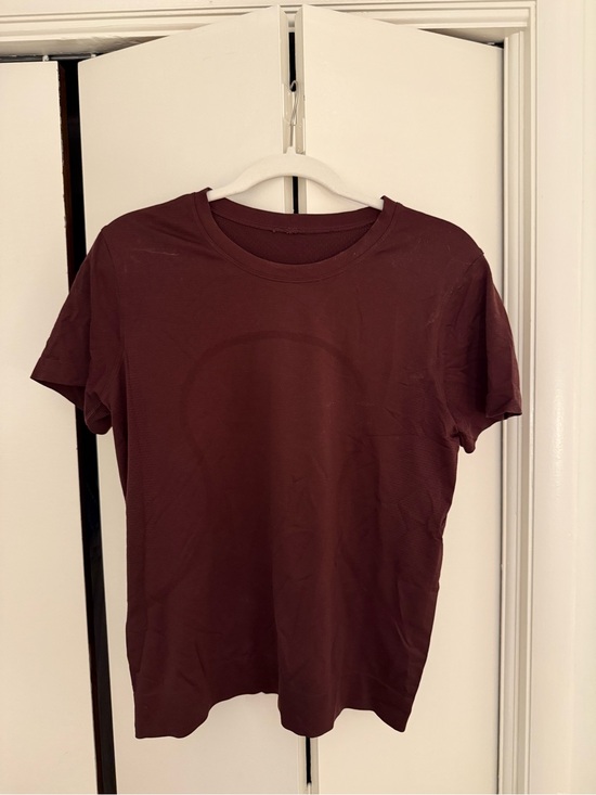 lululemon athletica Tops - Lululemon Relaxed Swiftly Tech in Burgundy